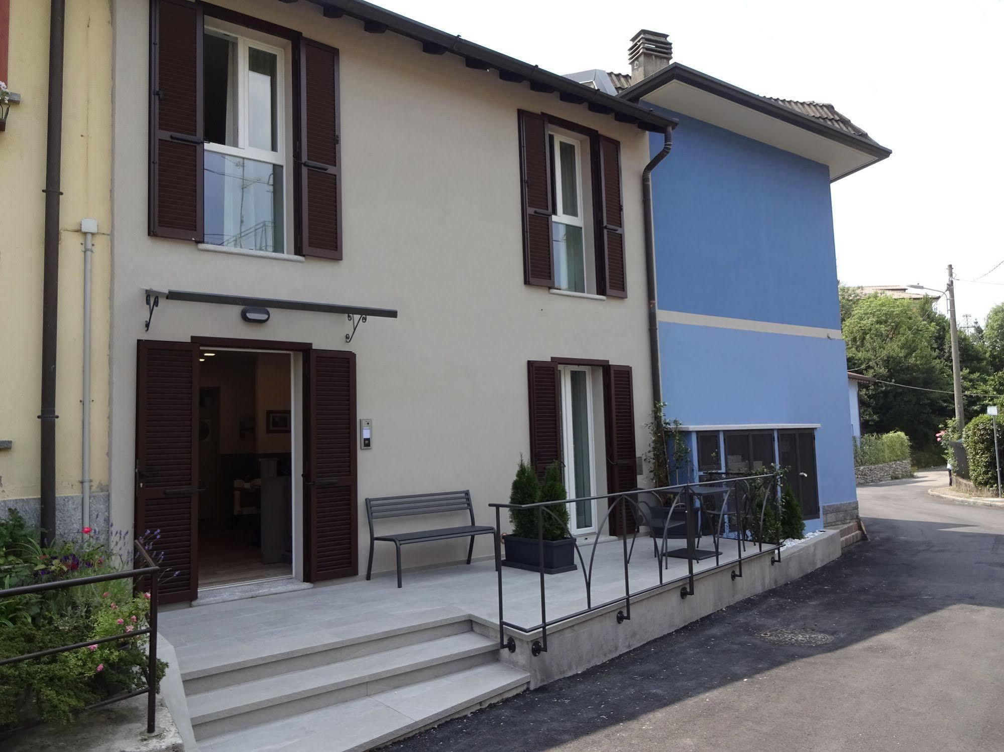 Italianway - Affittacamere Brenna San Fermo della Battaglia Exterior photo